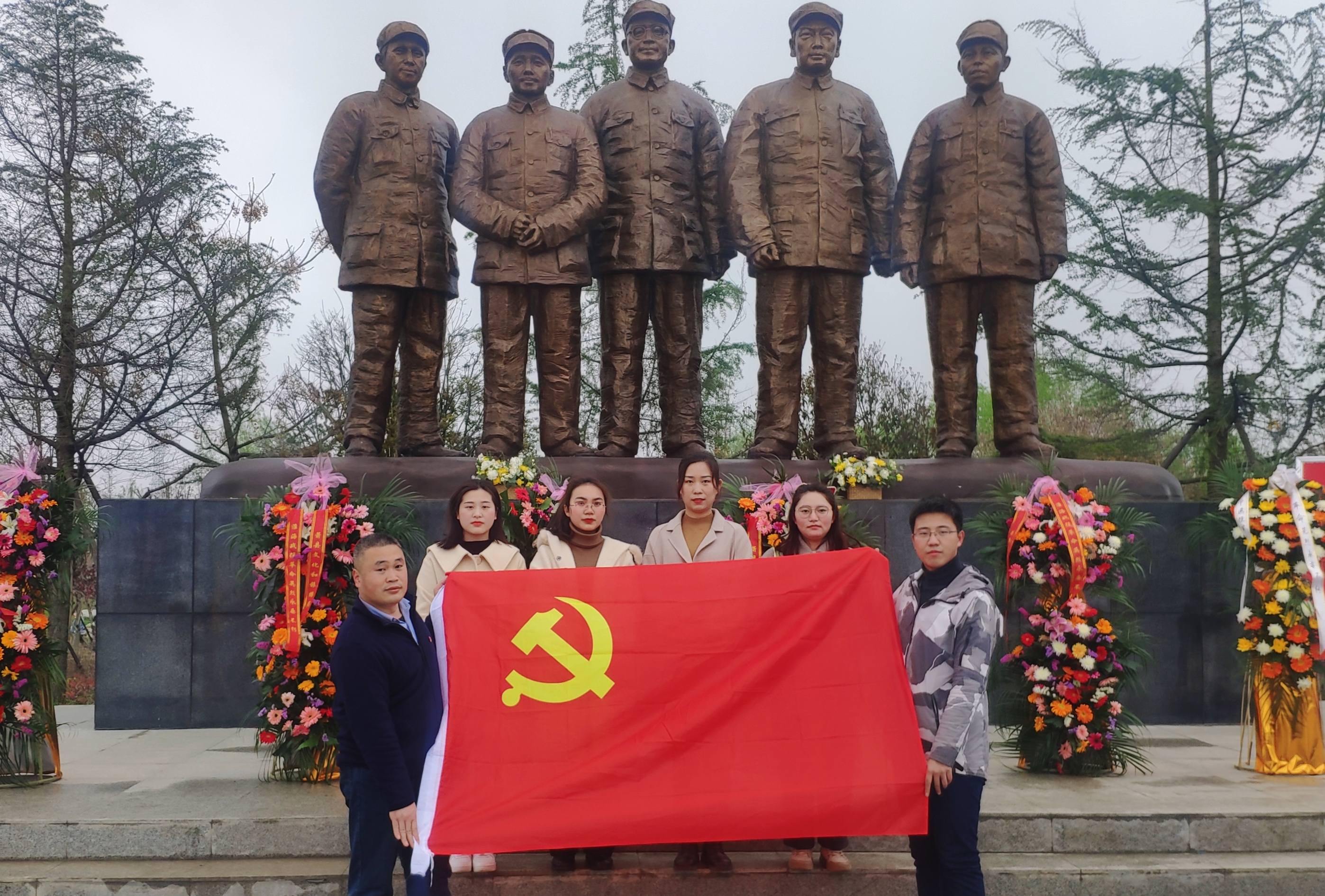 “憶黨的歷史、悟初心使命”主題黨日活動(圖1)